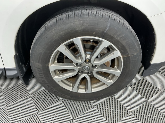 used 2014 Nissan Pathfinder car, priced at $7,289