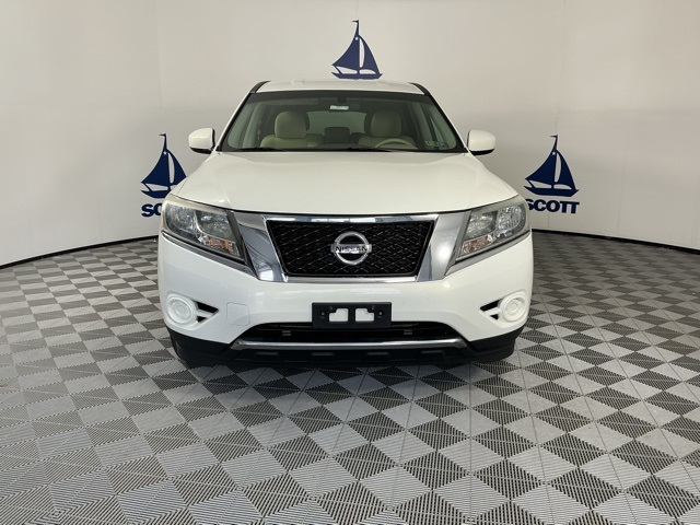 used 2014 Nissan Pathfinder car, priced at $7,289