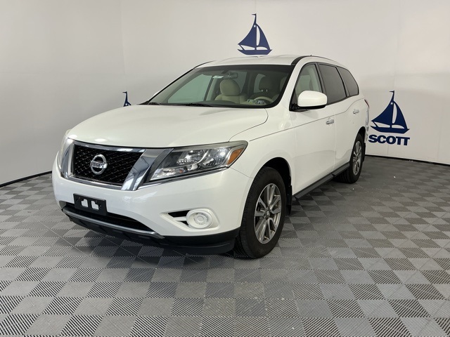 used 2014 Nissan Pathfinder car, priced at $7,289