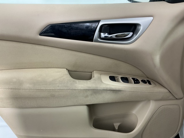 used 2014 Nissan Pathfinder car, priced at $7,289