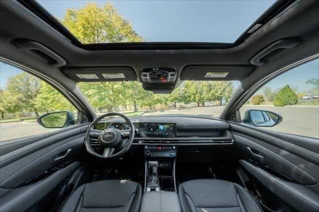 2025 Hyundai Santa Cruz Limited photo 3