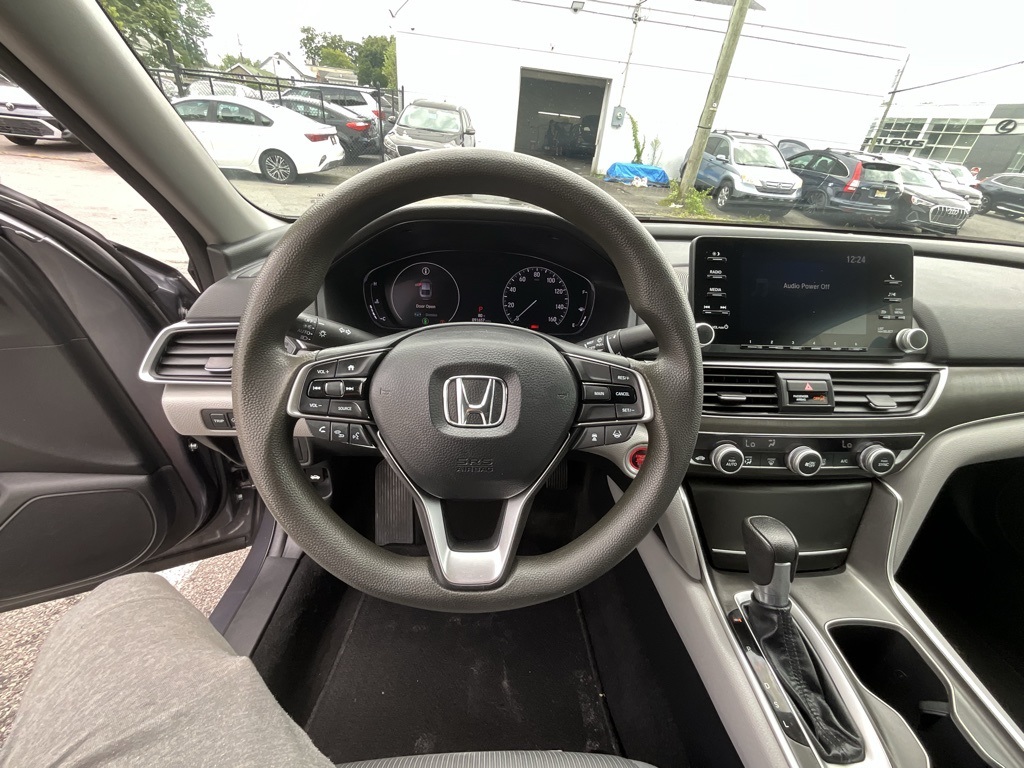 2019 Honda Accord LX photo 18