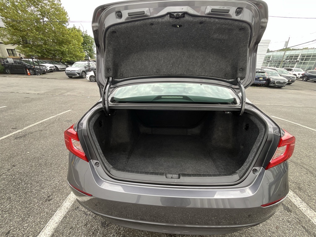 2019 Honda Accord LX photo 27