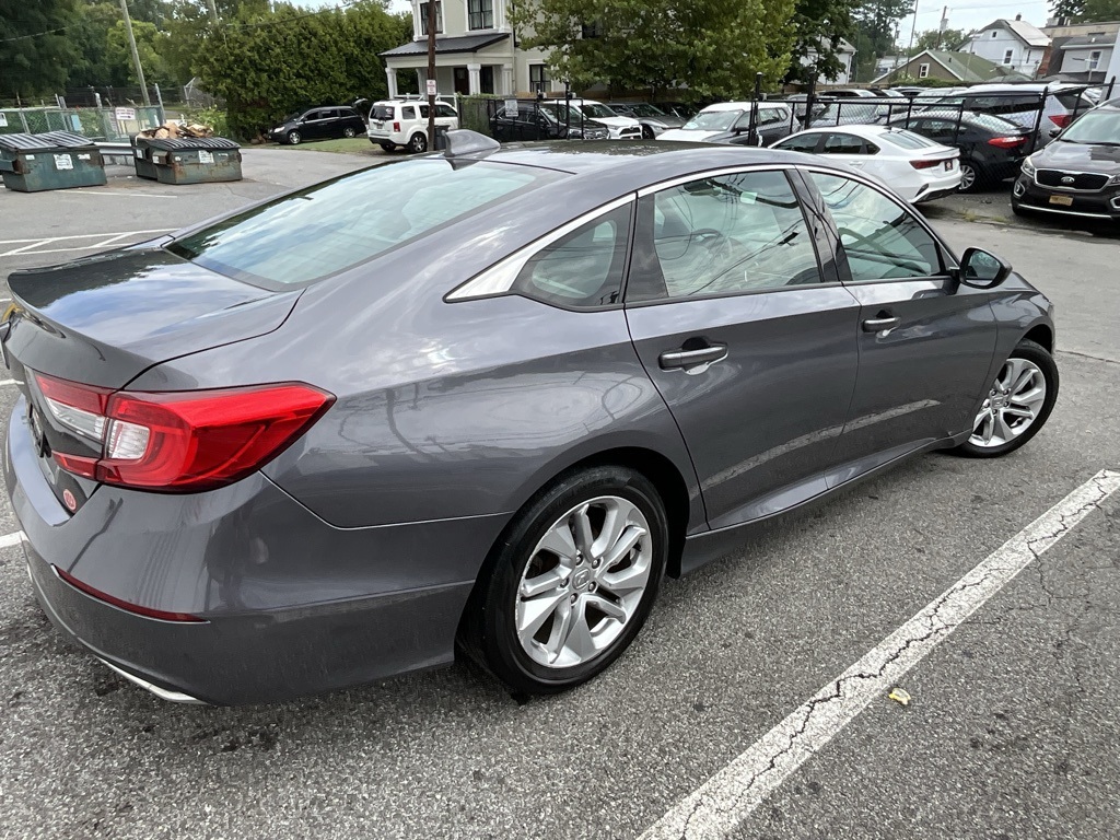2019 Honda Accord LX photo 4