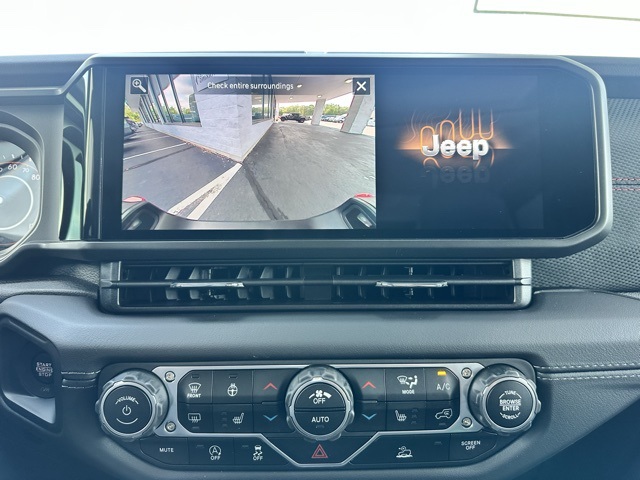 2025 Anvil Clear Coat Jeep Wrangler Rubicon X 4X4 SUV