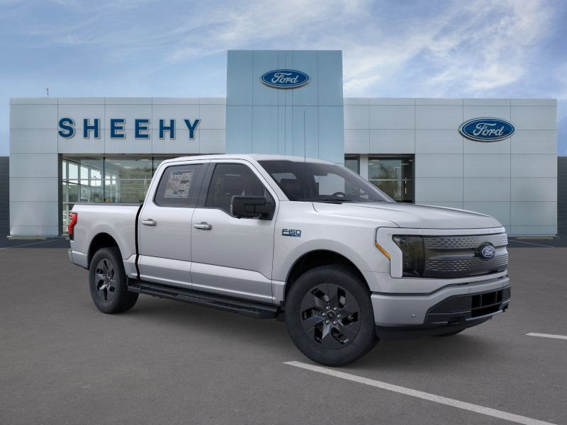 2025 Ford F-150 Lightning Flash's photo