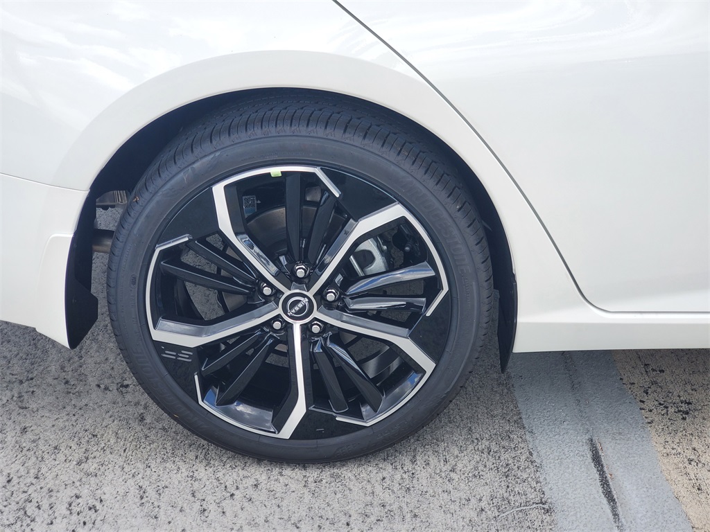 new 2025 Nissan Altima car, priced at $29,535