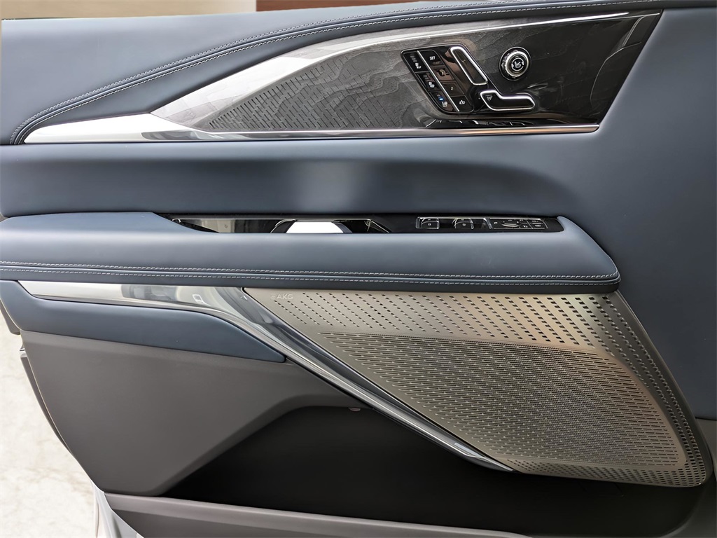 New 2025  Cadillac Sport 2 image 12