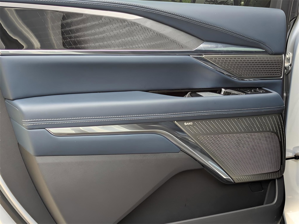 New 2025  Cadillac Sport 2 image 13