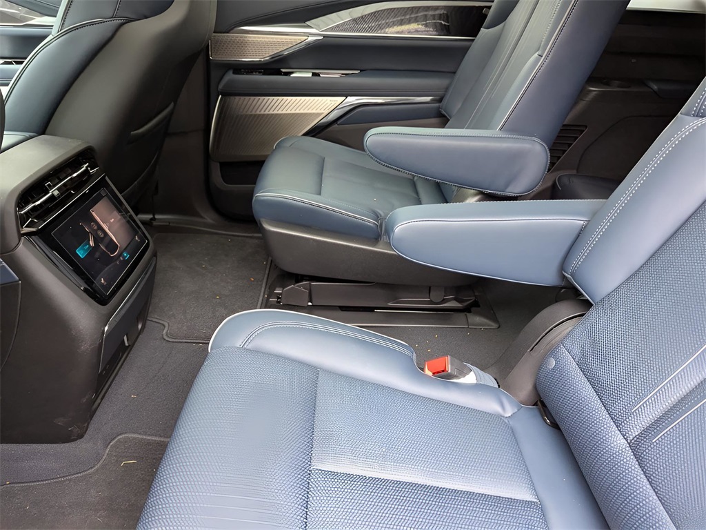 New 2025  Cadillac Sport 2 image 15