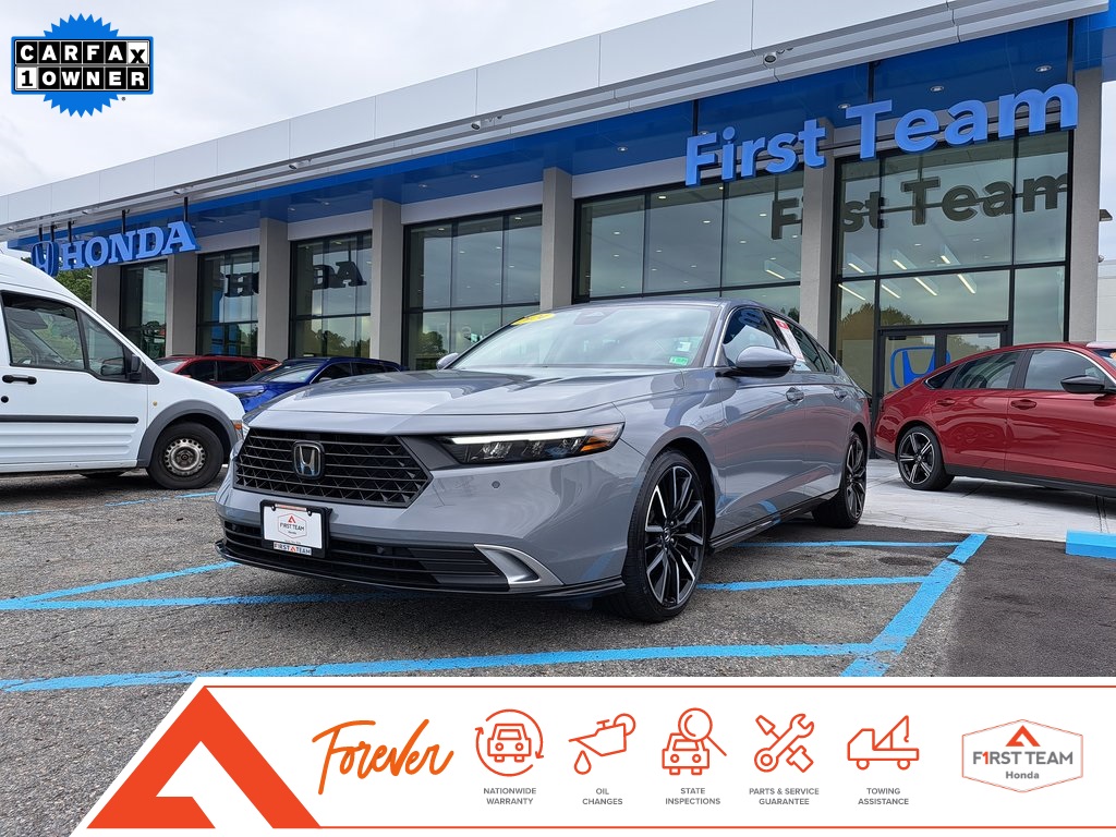 2024 Honda Accord Hybrid Touring Sedan 4 Dr. FWD