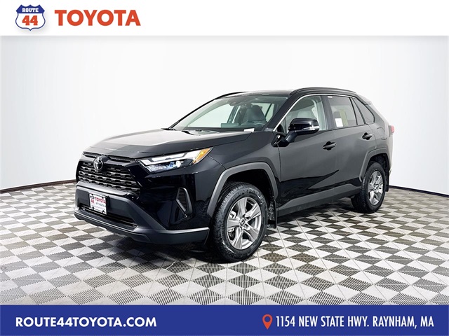 2025 Toyota RAV4 XLE's photo