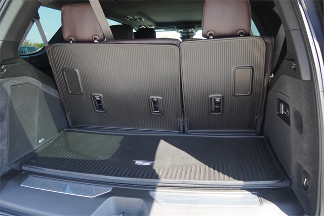 2023 Cadillac Escalade Sport Platinum photo 13