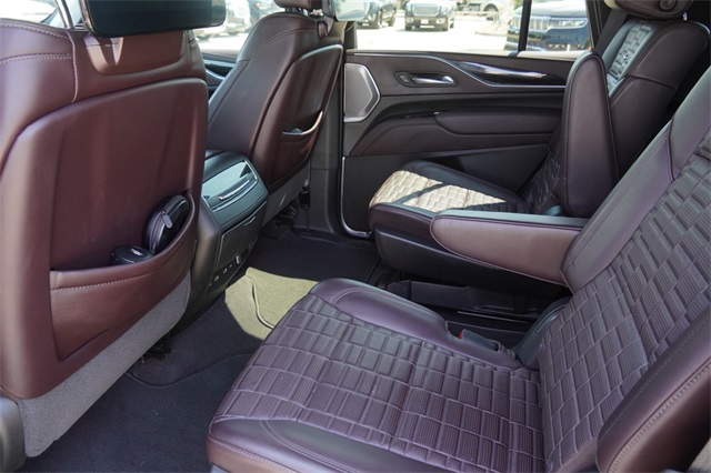 2023 Cadillac Escalade Sport Platinum photo 14