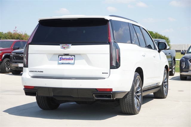 2023 Cadillac Escalade Sport Platinum photo 9