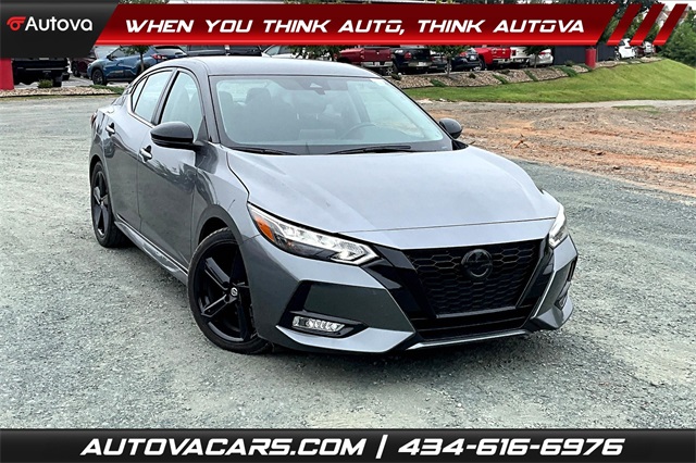 2022 Gun Metallic/Super Black Nissan Sentra SR Sedan