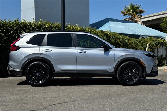 2026 Honda CR-V Hybrid Sport-L photo 3
