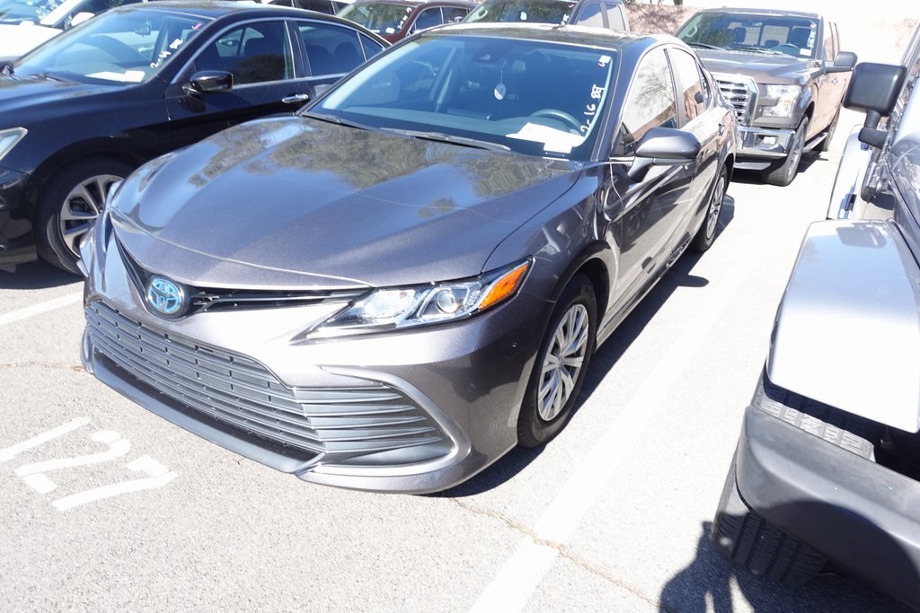 2022 Toyota Camry LE