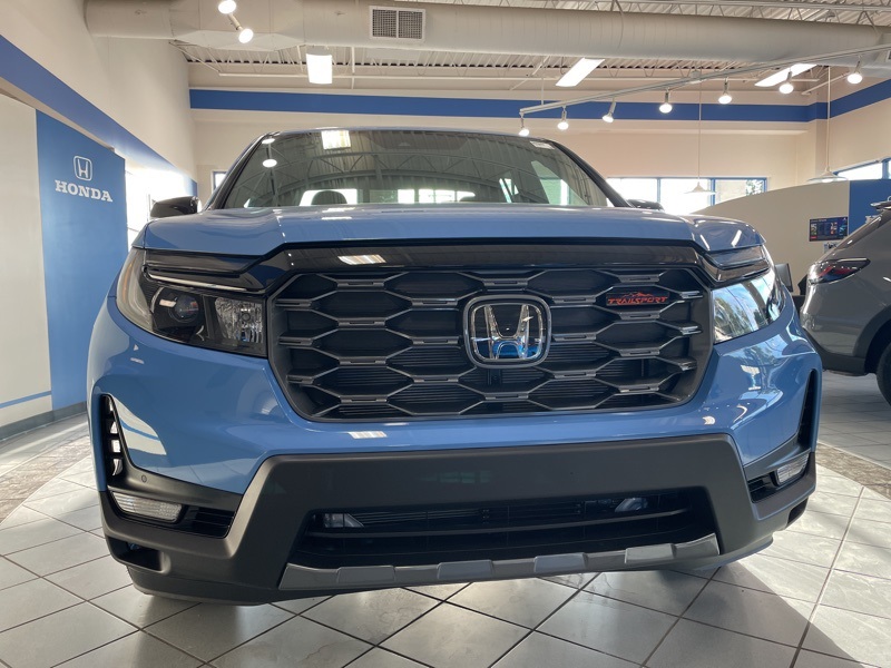 2025 Honda Ridgeline TrailSport photo 2