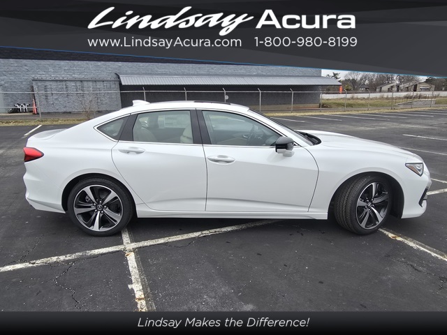 2025 Acura TLX Technology photo 12