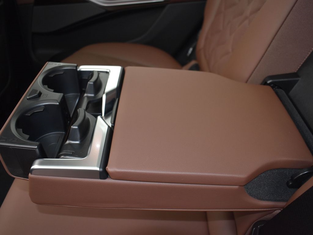2026 Skyscraper Gray Metallic BMW X7 xDrive40i AWD SUV