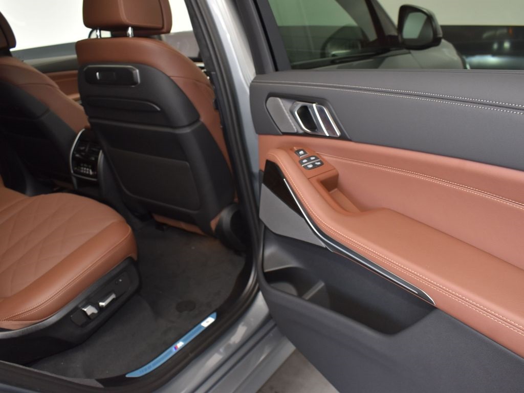 2026 Skyscraper Gray Metallic BMW X7 xDrive40i AWD SUV