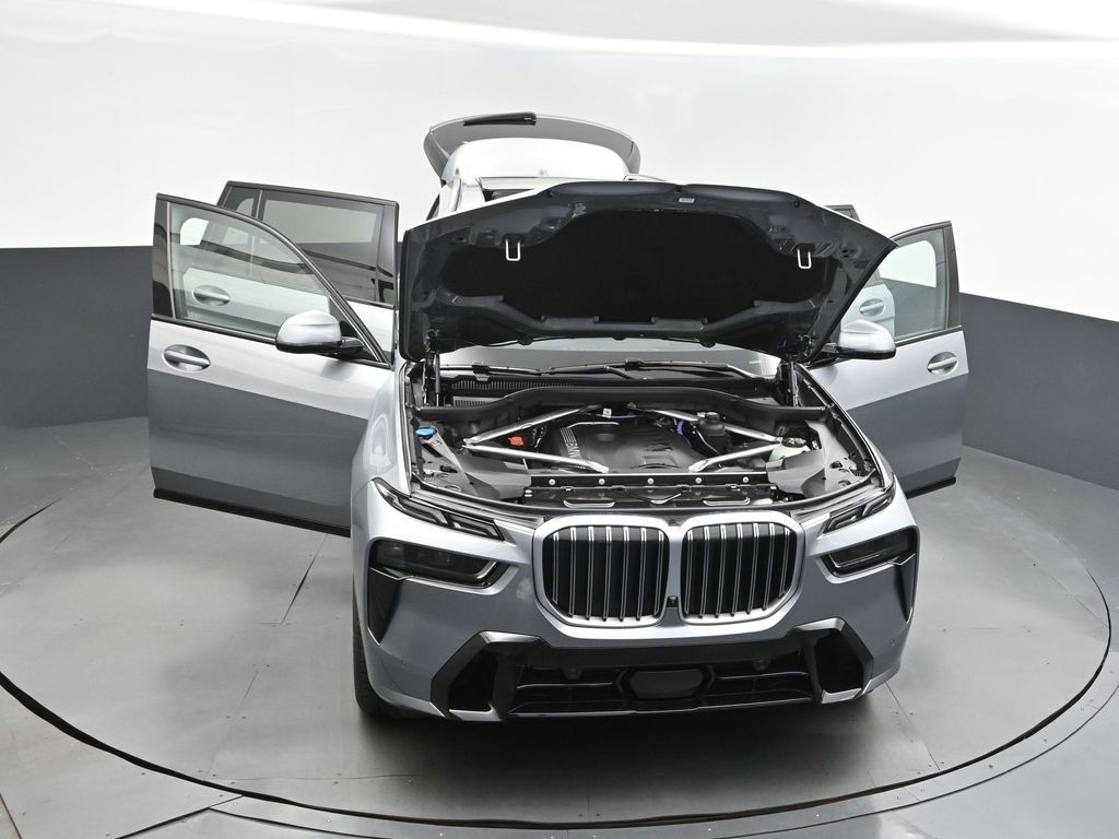 2026 Skyscraper Gray Metallic BMW X7 xDrive40i AWD SUV