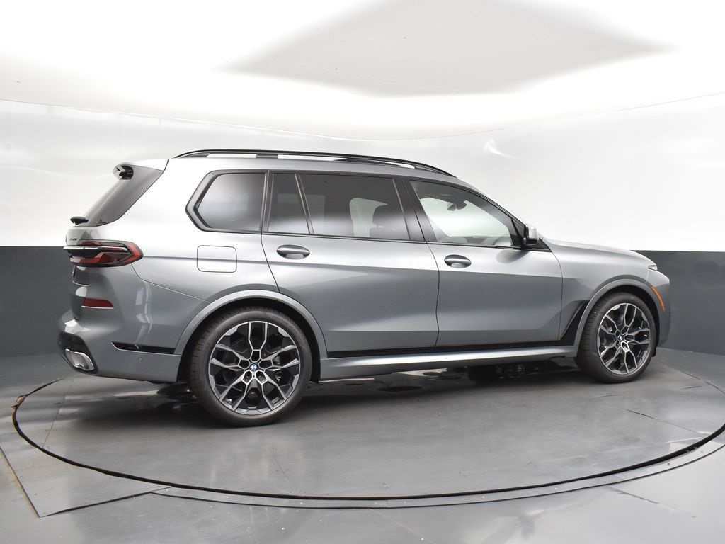 2026 Skyscraper Gray Metallic BMW X7 xDrive40i AWD SUV
