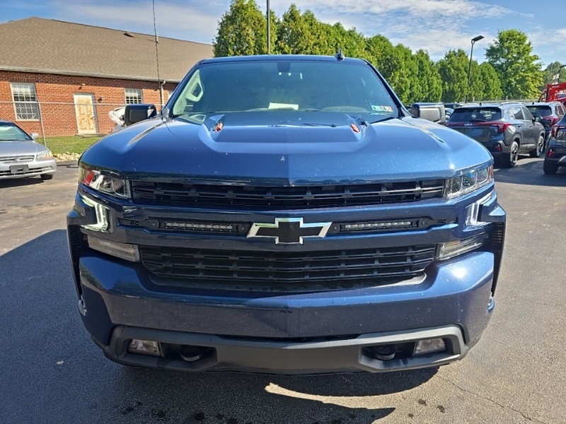 2021 Chevrolet Silverado 1500 RST photo 2