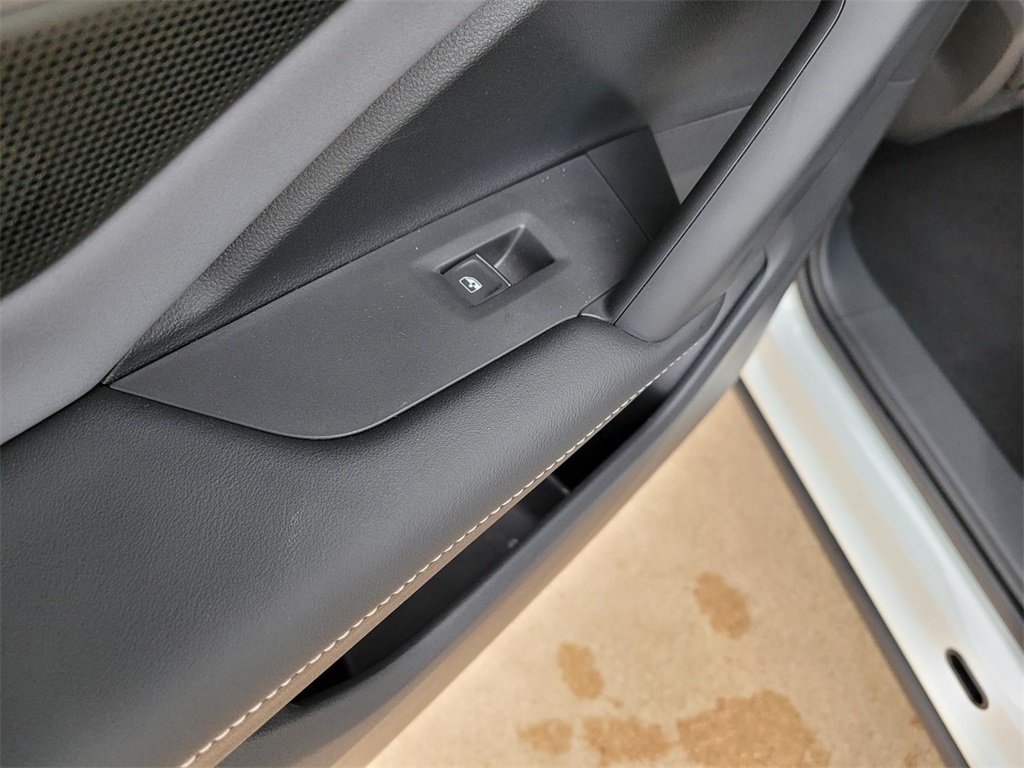 used 2025 Volkswagen Tiguan car, priced at $30,700