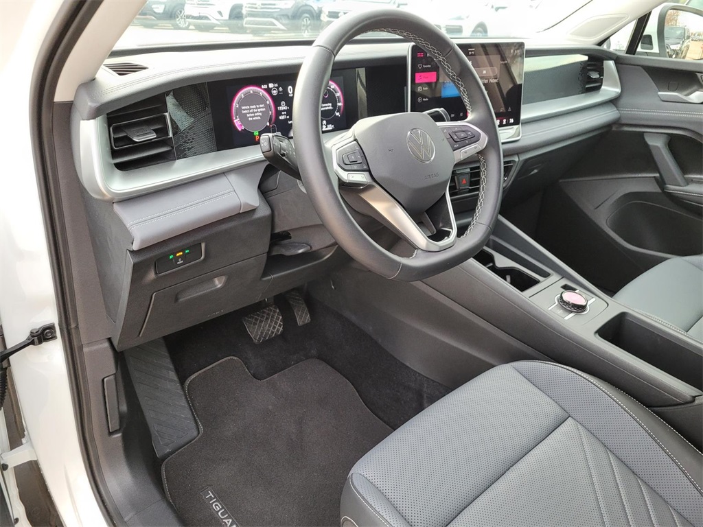 used 2025 Volkswagen Tiguan car, priced at $30,700