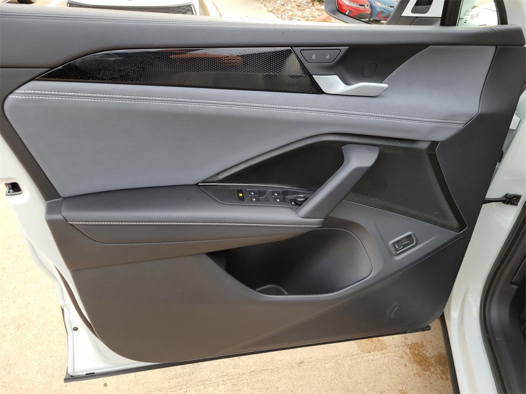 used 2025 Volkswagen Tiguan car, priced at $30,700