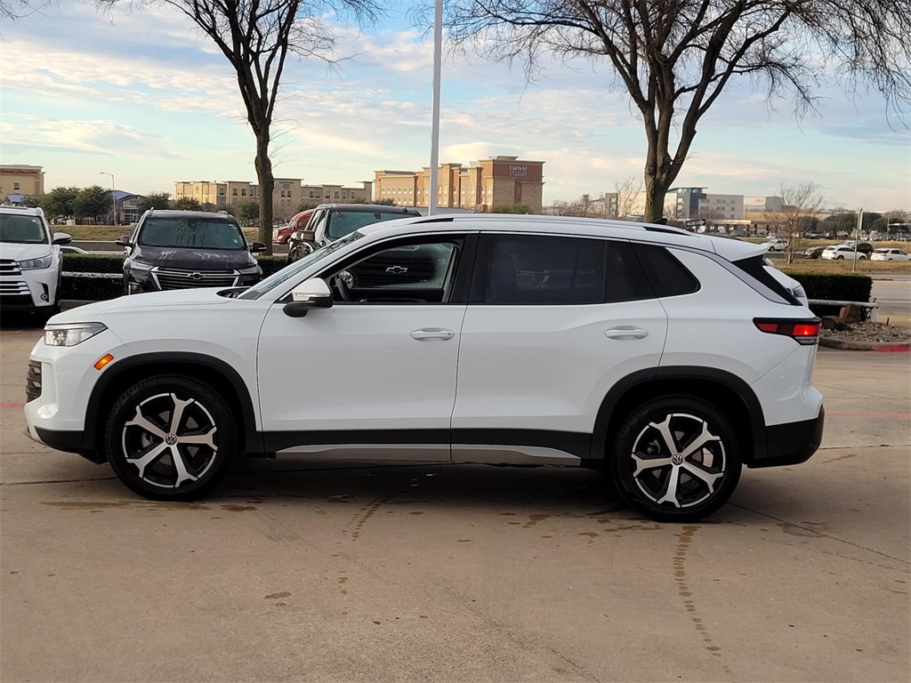 used 2025 Volkswagen Tiguan car, priced at $30,700