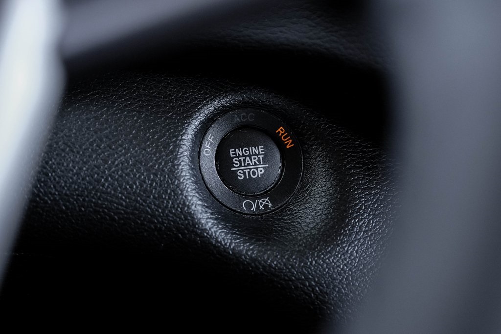 used 2022 Jeep Cherokee car, priced at $25,013