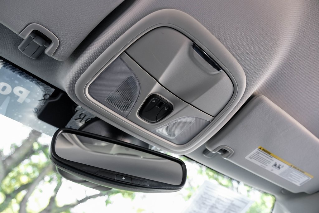 used 2022 Jeep Cherokee car, priced at $25,013