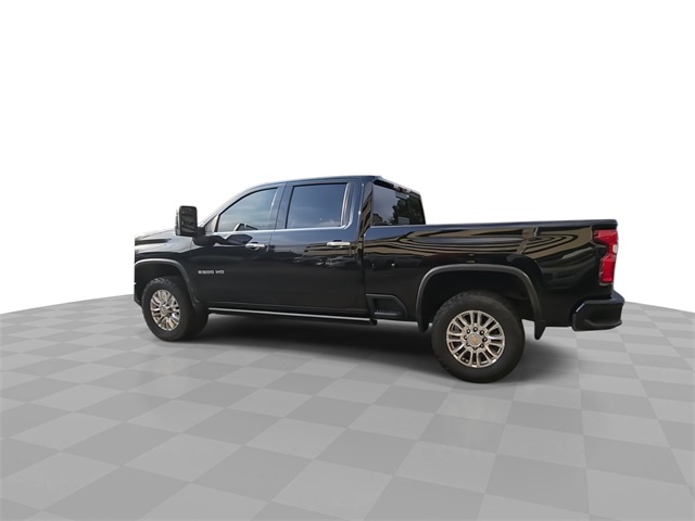 2023 Chevrolet Silverado 2500HD High Country photo 3