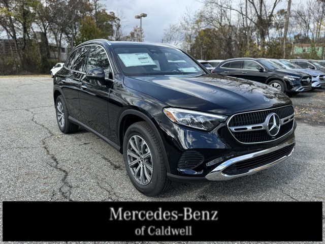 2026 Mercedes-Benz GLC Base's photo