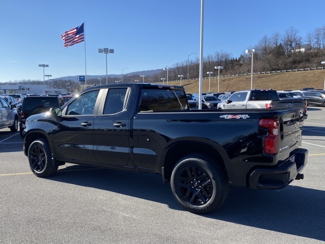 used 2024 Chevrolet Silverado 1500 car, priced at $35,898