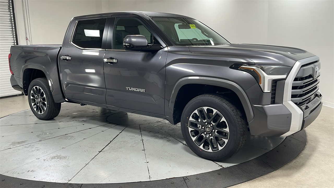 2026 Toyota Tundra Limited CrewMax photo 3