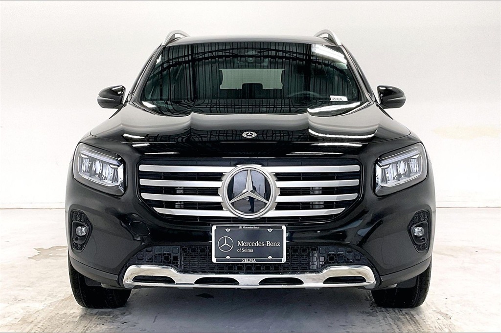 2025 Mercedes Benz GLB 250 photo 3