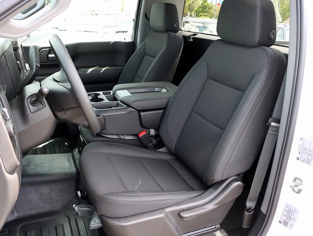 2025 Chevrolet Silverado 1500 photo 10