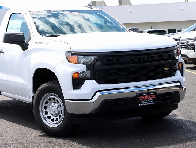 2025 Chevrolet Silverado 1500 photo 2