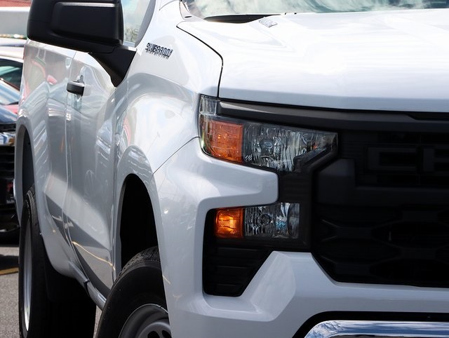 2025 Chevrolet Silverado 1500 photo 4