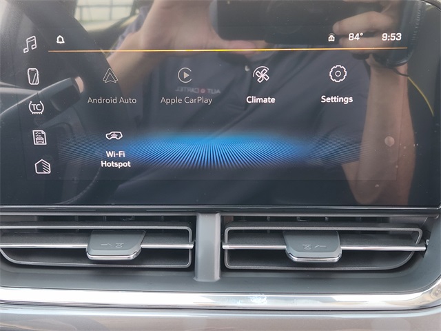 2025 Summit White Chevrolet Trax ACTIV FWD SUV