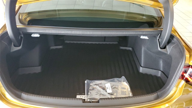 Used 2023 Acura TLX Sedan