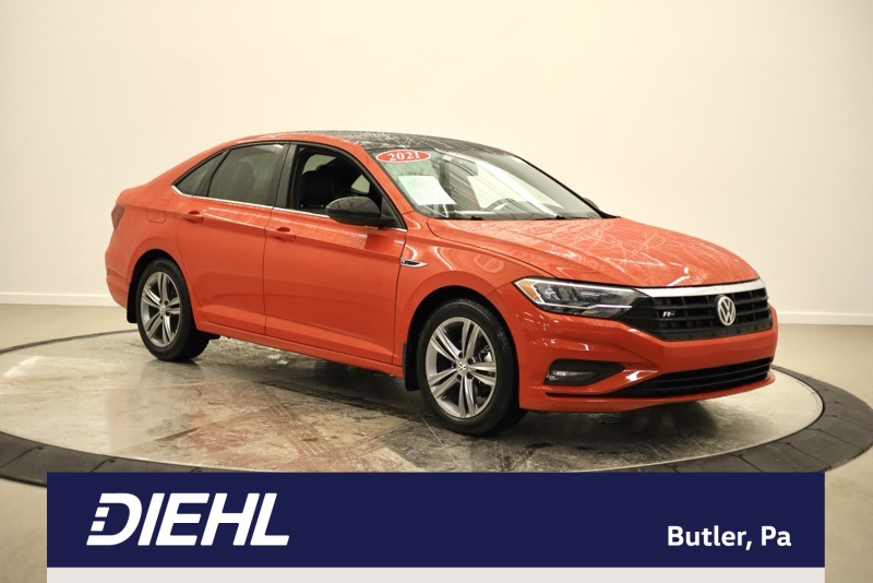 2021 Volkswagen Jetta R-Line's photo