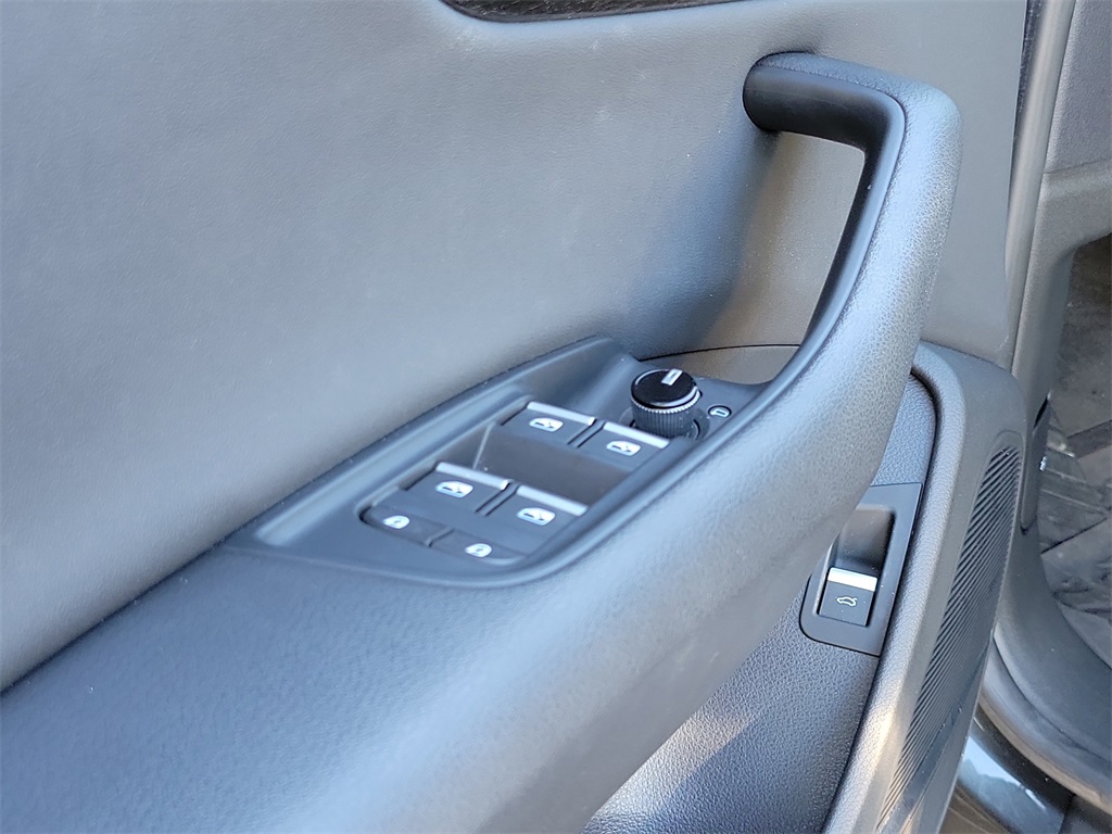 used 2021 Audi Q8 car, priced at $39,998