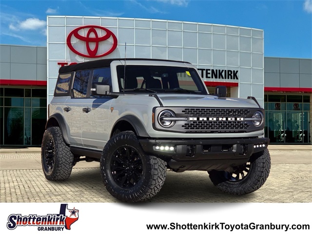 2023 Ford Bronco 4-Door Badlands's photo