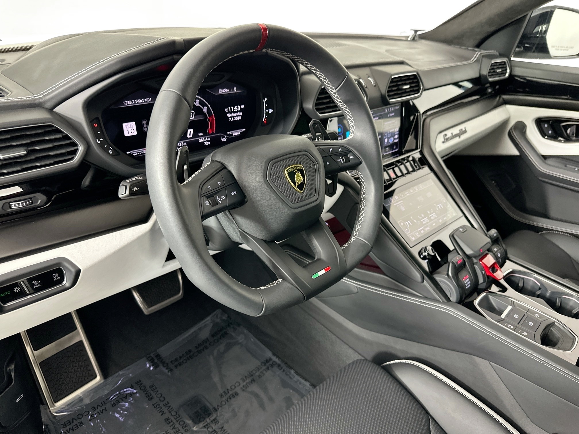 used 2024 Lamborghini Urus car, priced at $274,995