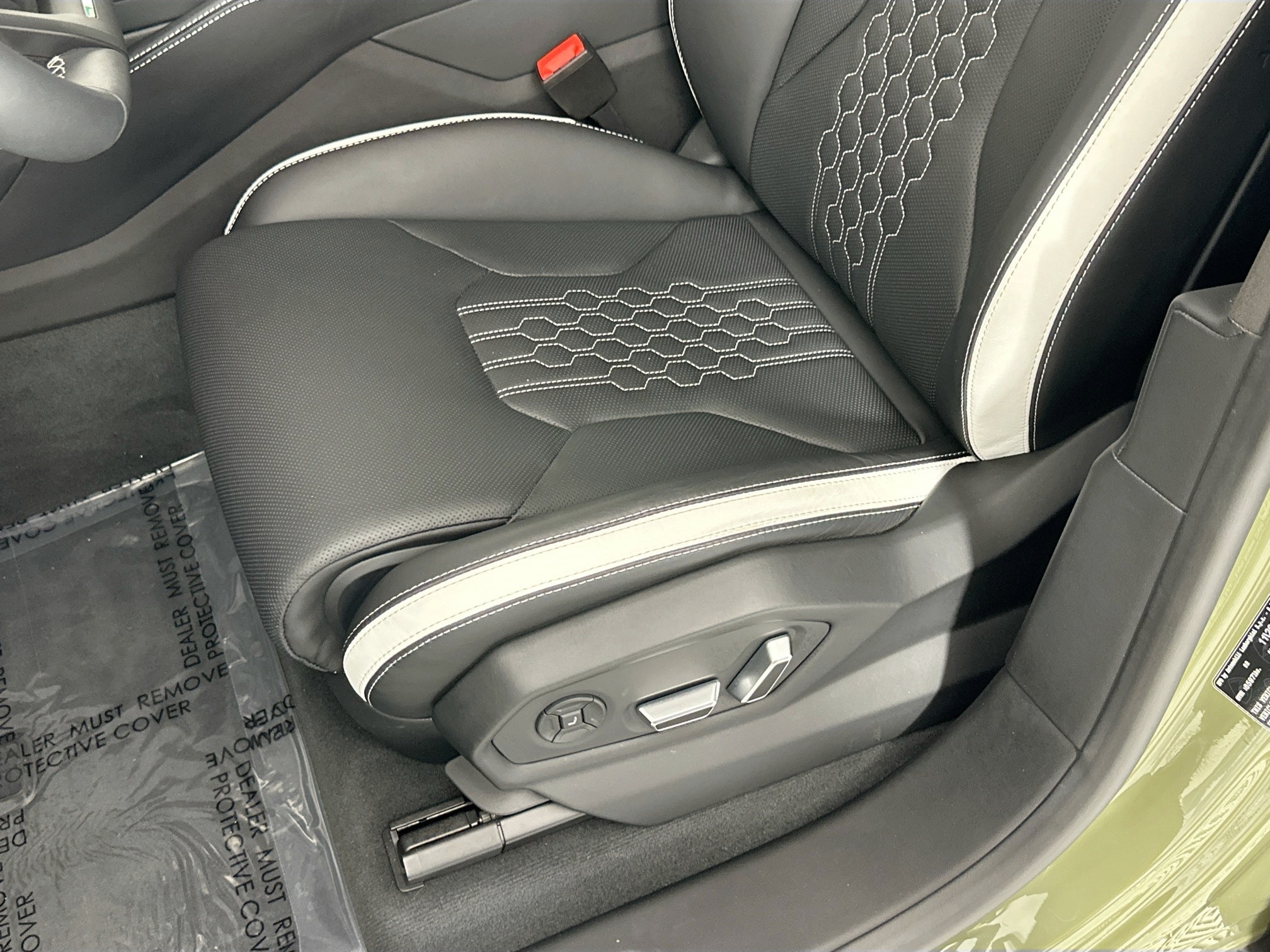 used 2024 Lamborghini Urus car, priced at $274,995